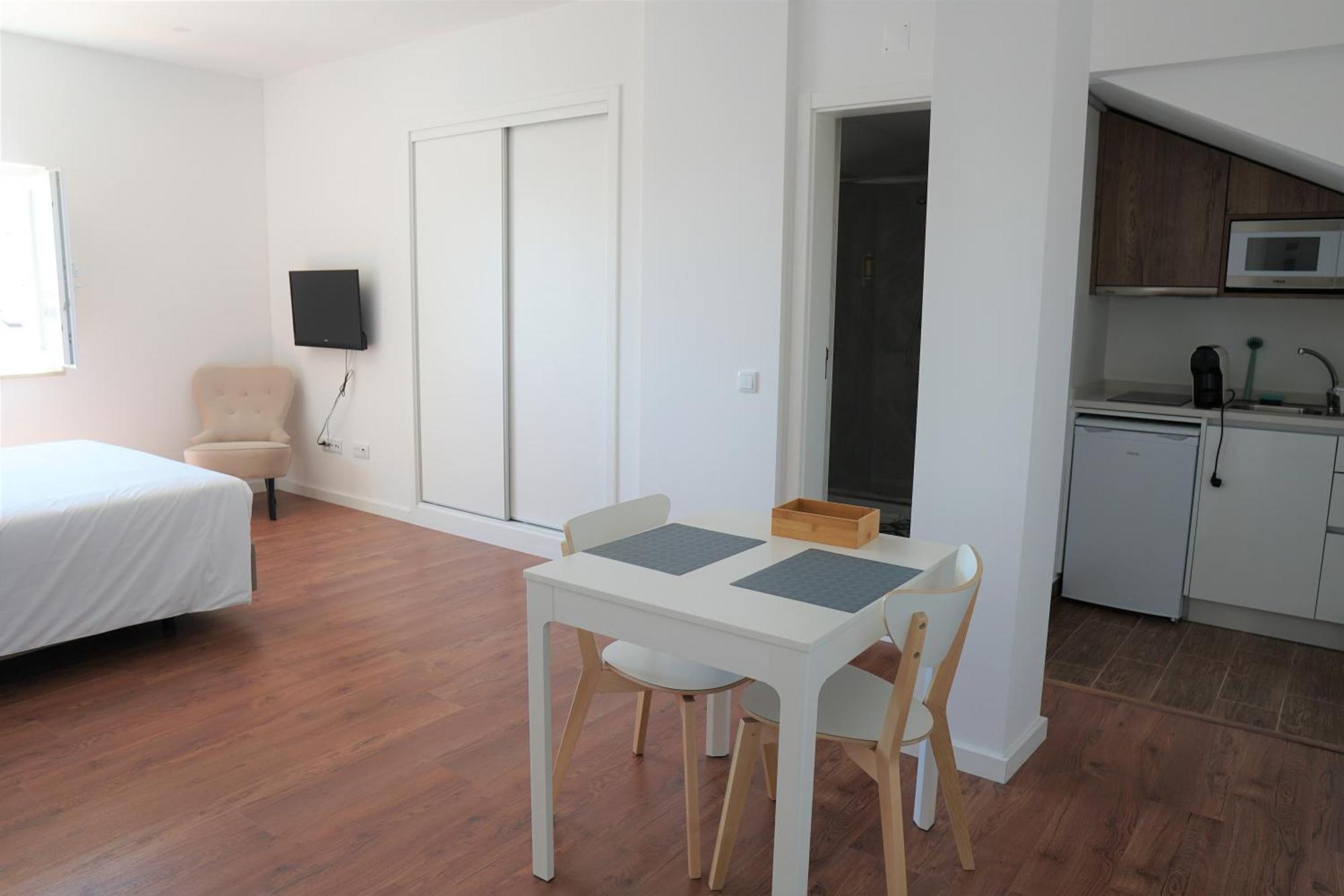 Solar Valadim - Serviced Apartments カステロ・ブランコ 部屋 写真